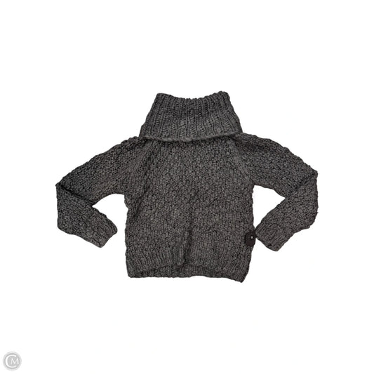 Sweater By Chelsea And Theodore In Grey, Size: M