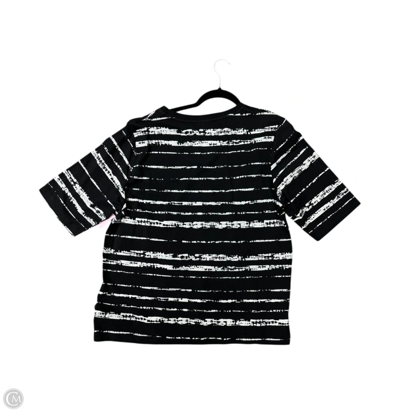 Top Short Sleeve By Clothes Mentor In Black