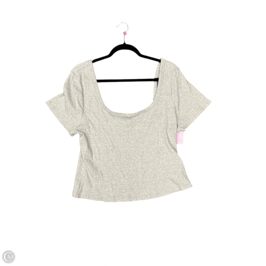 Top Short Sleeve By Universal Thread In Grey, Size: Xxl