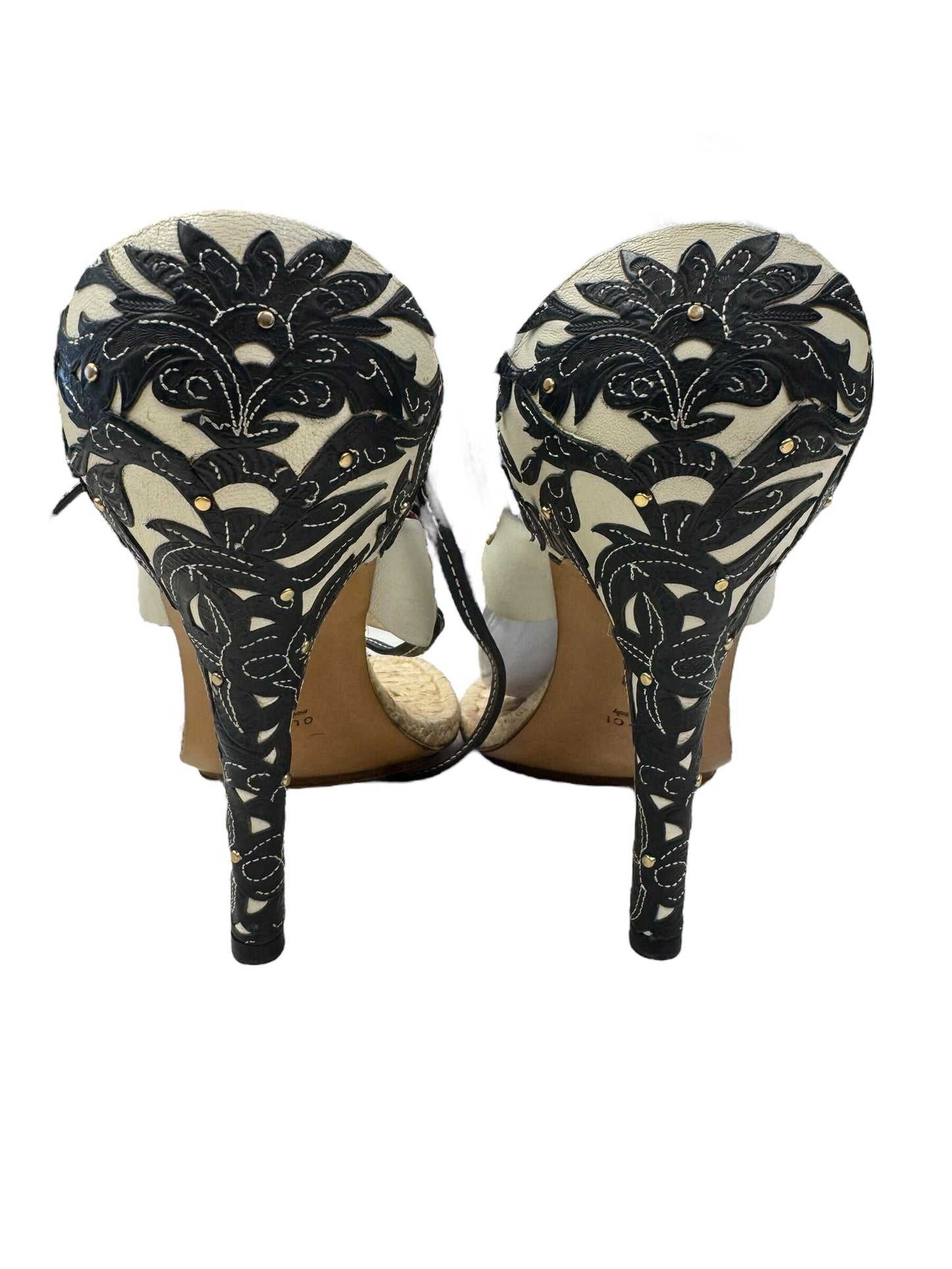 Shoes Luxury Designer By Gucci Size: 11