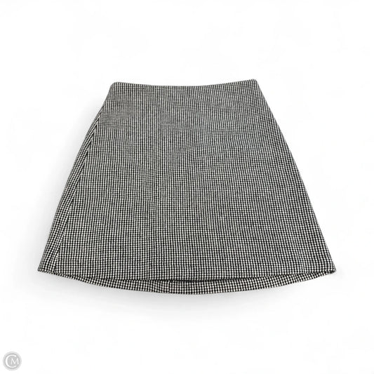 Skirt Mini & Short By Banana Republic In Black & White, Size: 4