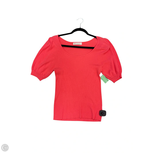 Top Short Sleeve By Leela & Lavender In Coral, Size: L