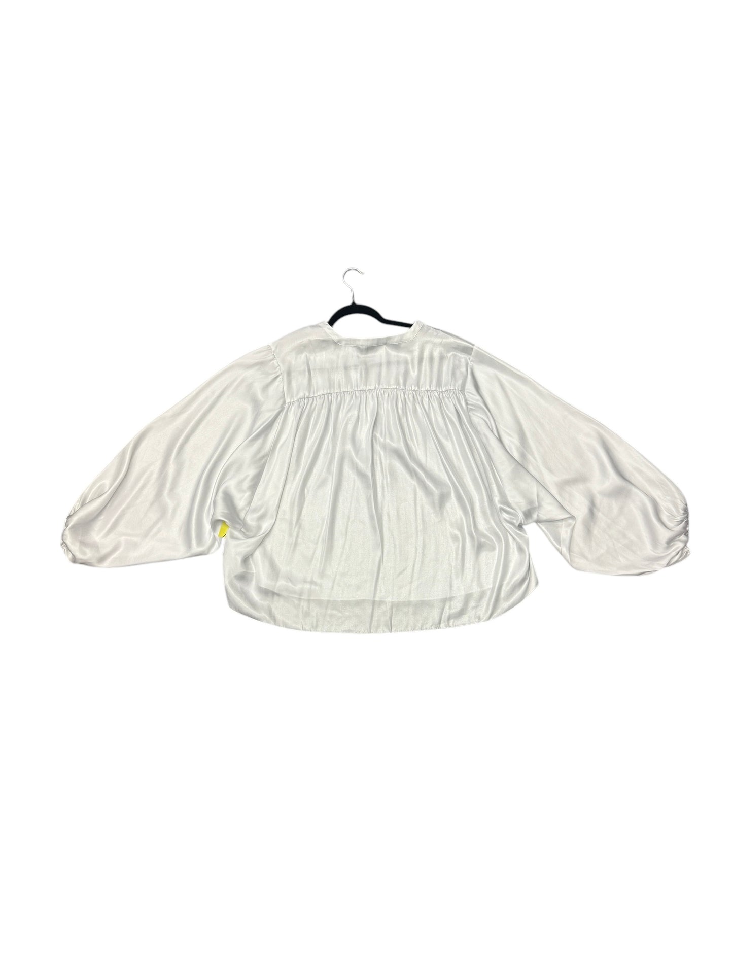 Top Long Sleeve By Cmc In White, Size: Xl