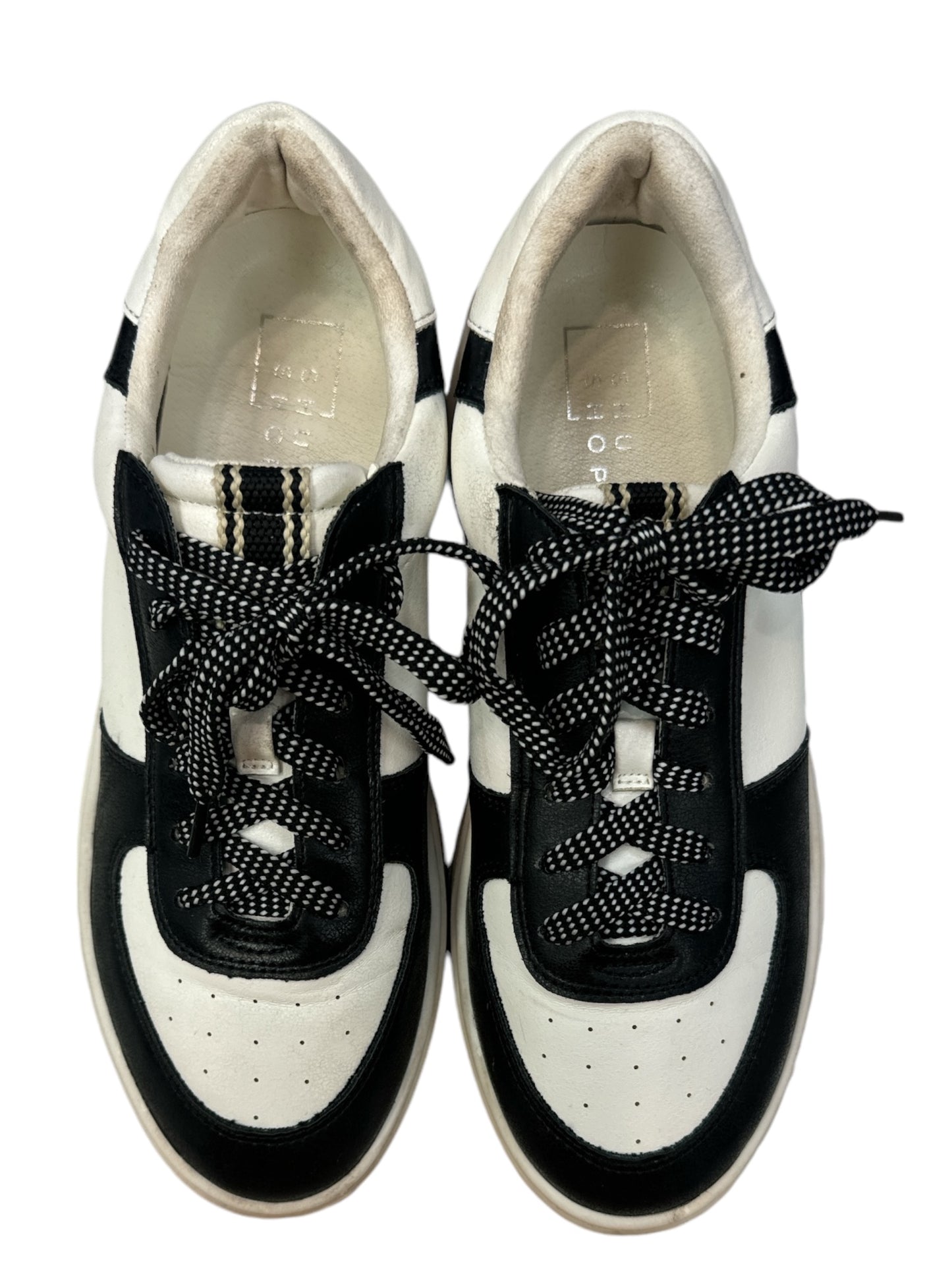 Shoes Sneakers By Shu Shop In Black & White, Size: 8.5