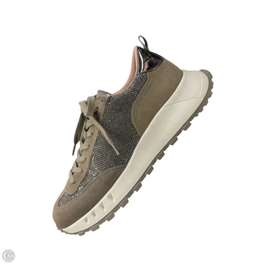 Shoes Sneakers By Blondo In Tan, Size: 8.5