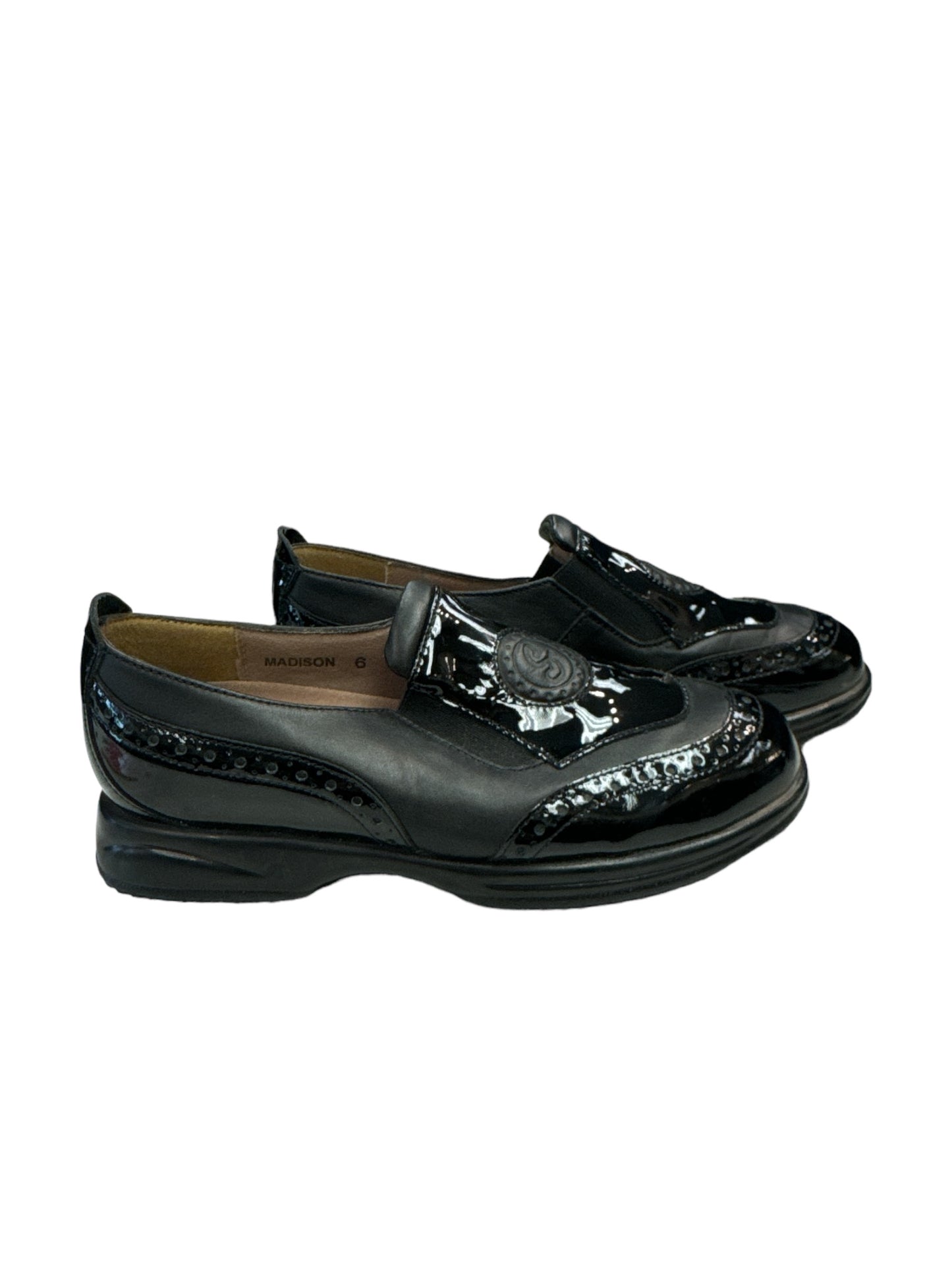 Shoes Flats By Clothes Mentor In Black, Size: 6