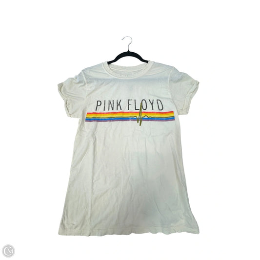 Top Short Sleeve By Clothes Mentor In Cream, Size: S