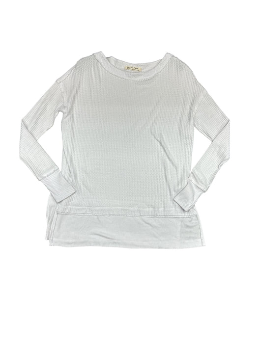 Top Long Sleeve By We The Free In White, Size: S