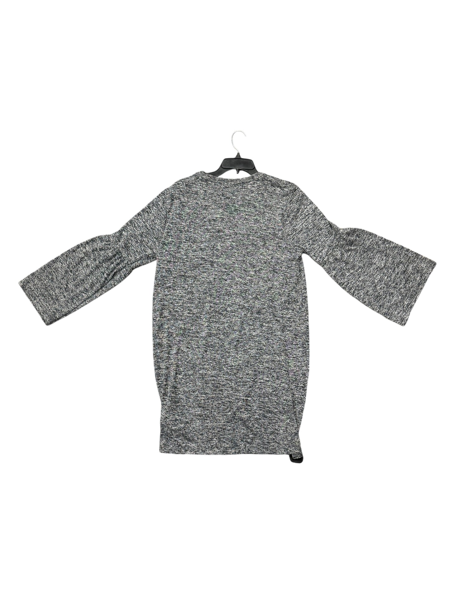 Top Long Sleeve By Bobeau In Grey, Size: Xl