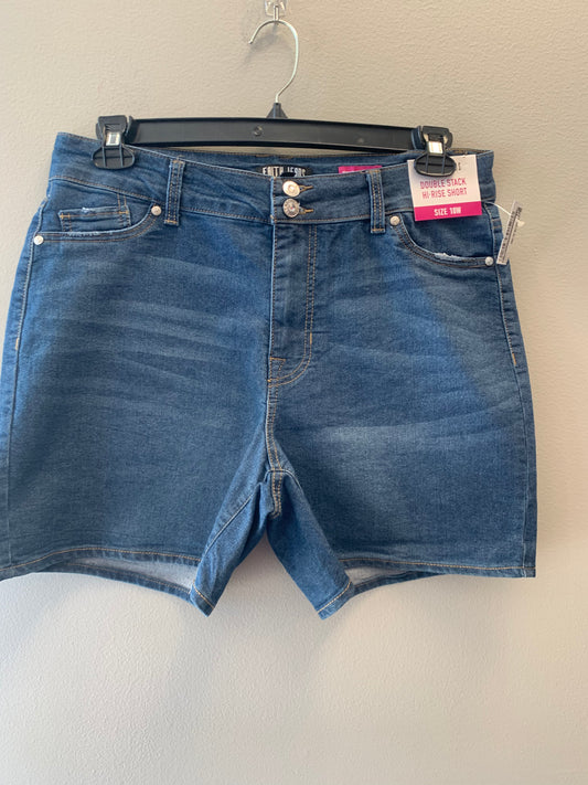 Shorts By Cmc  Size: 18
