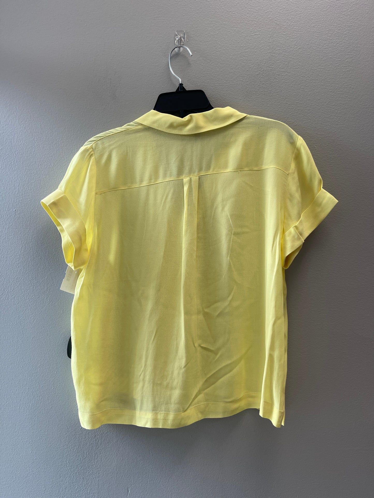 Top Short Sleeve By Banana Republic  Size: S